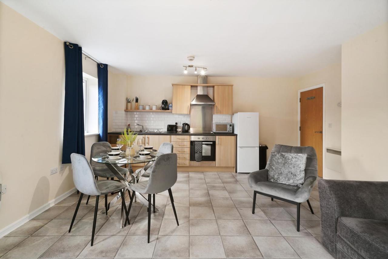 Peaceful 2Br Flat With Historic Bottle Kilns View & Free Parking Located Near City Centre Stoke-on-Trent 外观 照片