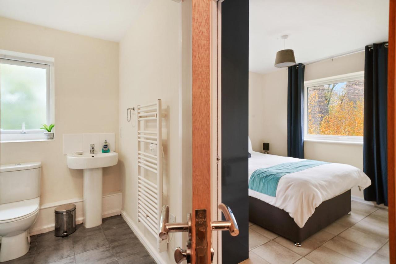 Peaceful 2Br Flat With Historic Bottle Kilns View & Free Parking Located Near City Centre Stoke-on-Trent 外观 照片