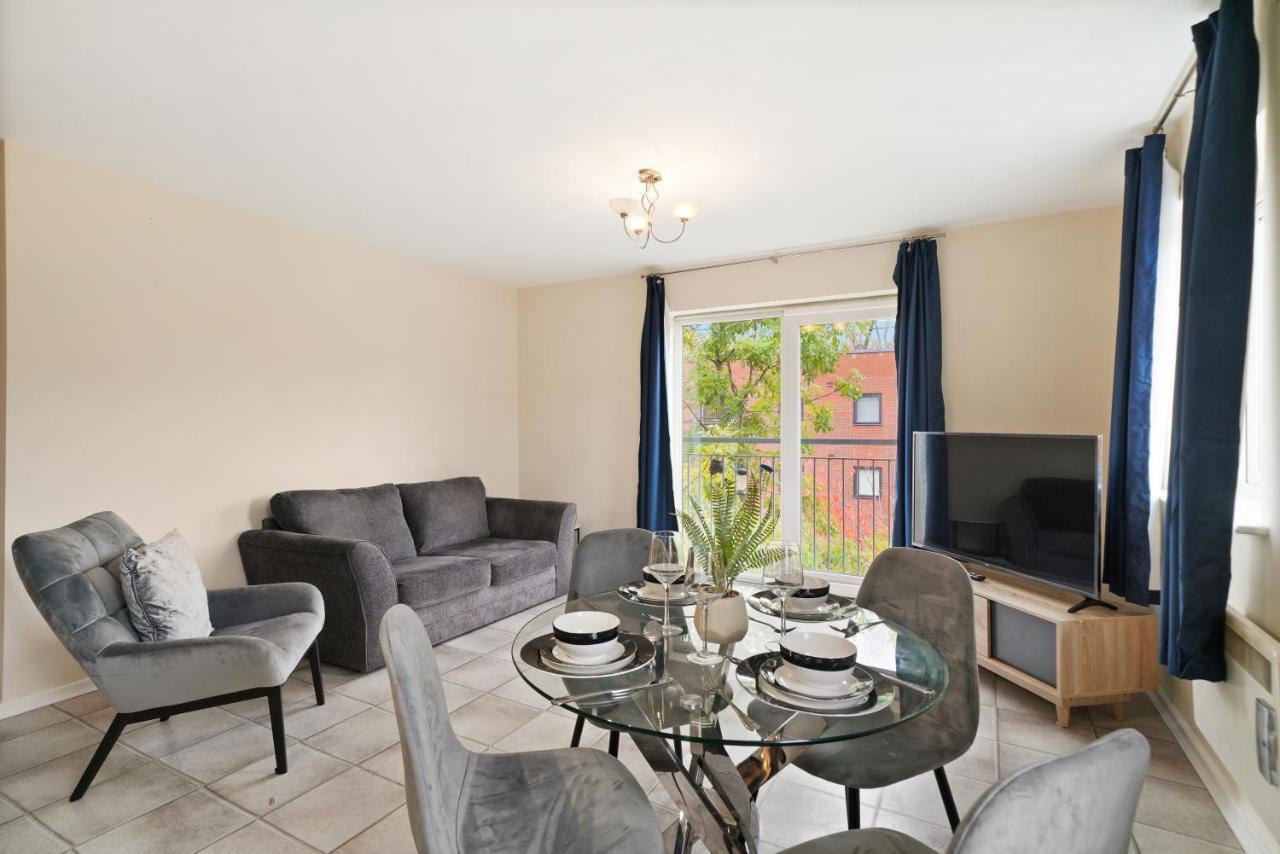 Peaceful 2Br Flat With Historic Bottle Kilns View & Free Parking Located Near City Centre Stoke-on-Trent 外观 照片